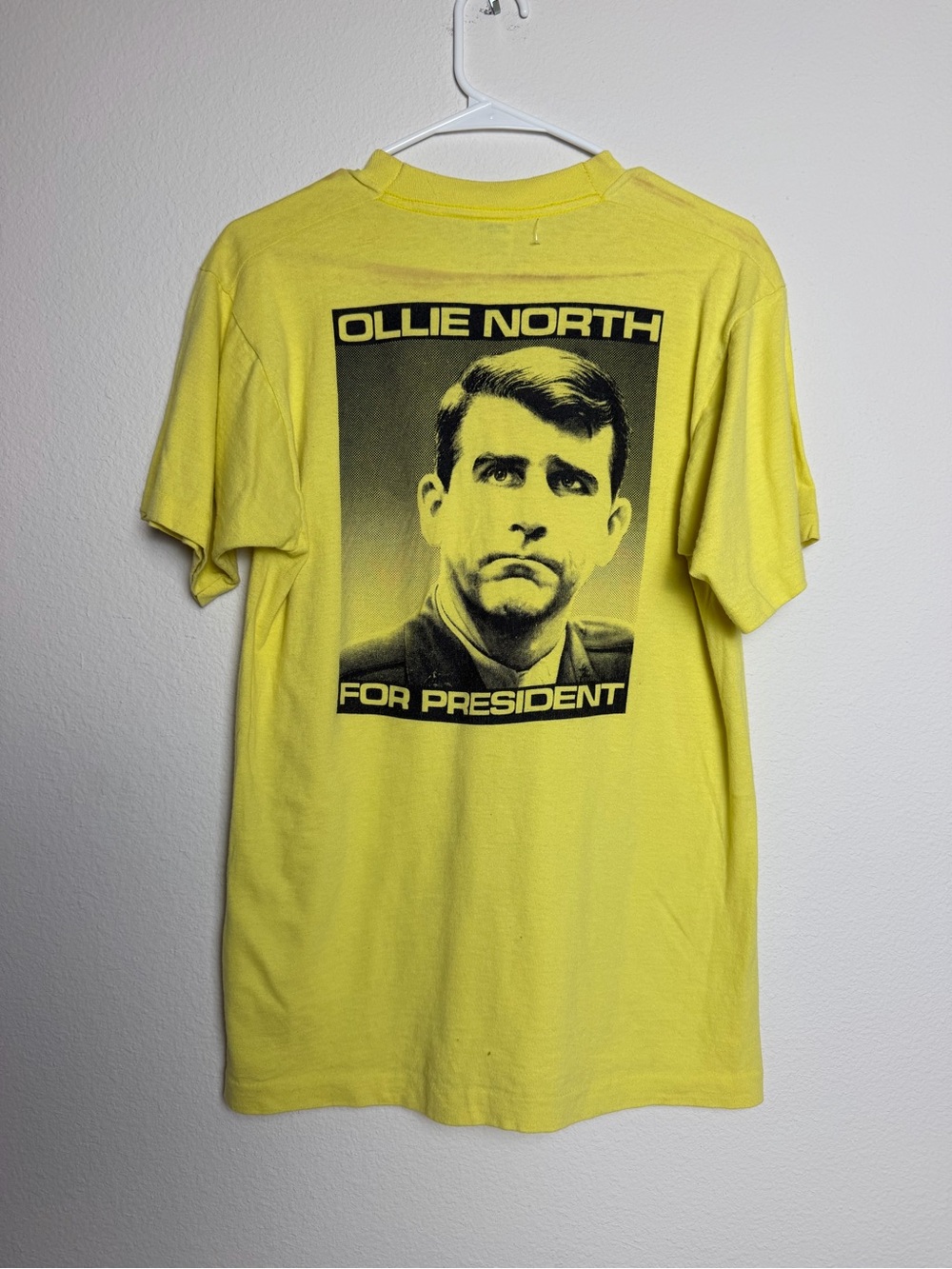 Ollie North For President Yellow Graphic Tee “Ollie army” 80’s vintage medium